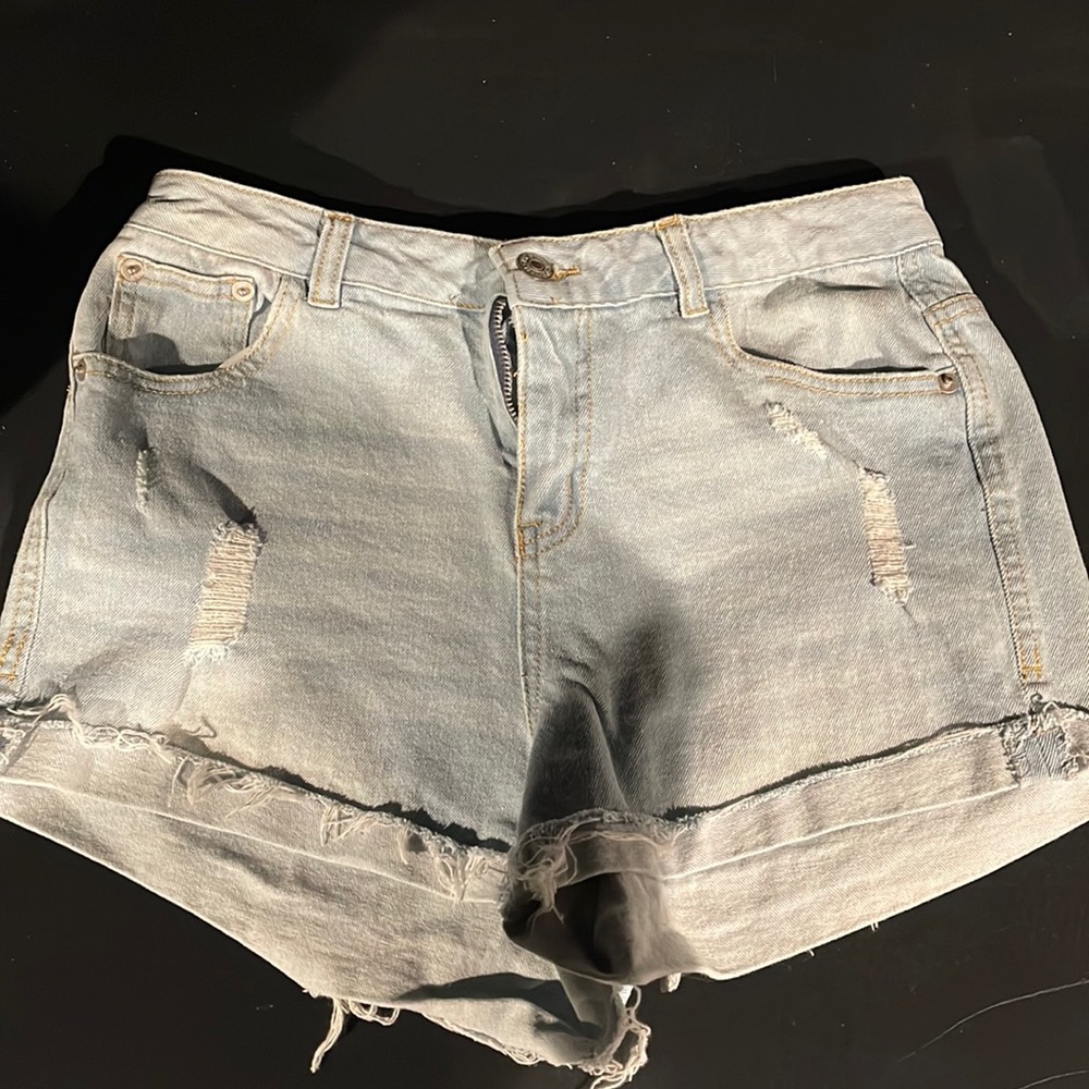 Light Wash Jean shorts, size medium